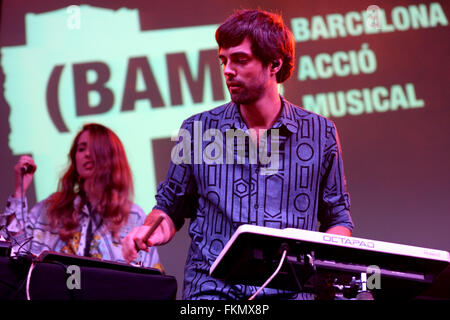 BARCELONA - SEP 19: Wüste (elektronische Band) Konzert in Barcelona Accio musikalische (BAM) La Merce Festival. Stockfoto