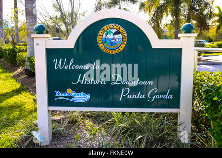 Willkommen Sie im historischen Innenstadt von Punta Gorda in Florida Zeichen Stockfoto