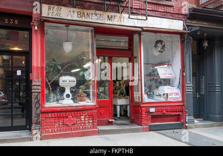 Albanese Fleisch & Geflügel, eine alte italienische Metzgerei in Little Italy in New York City Stockfoto