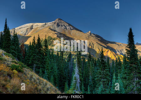 Unbenannte 13.000 + Fuß-Gipfel auf der Nord / West Seite der Red Mountain Pass, Ouray County, Colorado Stockfoto