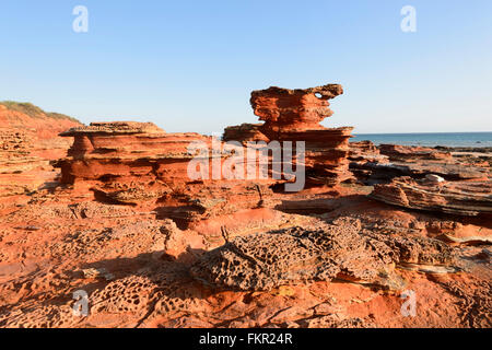 Detail des roten Pindan Felsformation, Reddell Strand, Gantheaume Point, Broome, Kimberley-Region, Western Australia, WA, Australien Stockfoto