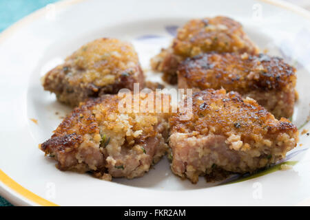 Thunfisch Steaks paniert und frittiert Stockfoto