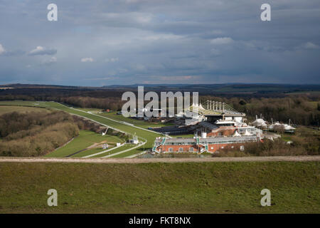Goodwood Race Course gesehen von der Trundle in der Nähe von Chichester, West Sussex, UK Stockfoto