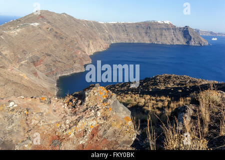 Santorini Landschaft Caldera Felsen Griechenland vulkanische Insel Stockfoto