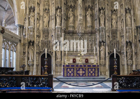 Altar in der Kathedrale von Winchester Stockfoto