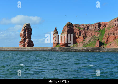 Felsigen Nordspitze mit Lange Anna Felsformation, Helgoland, Schleswig-Holstein, Deutschland Stockfoto