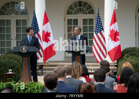 Washington DC, USA. 10. März 2016. -White House South Rose Garten Premierminister Justin Trudeau und Präsident Obama halten eine gemeinsame Pressekonferenz. Bildnachweis: Patsy Lynch/Alamy Live-Nachrichten Stockfoto