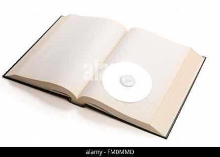 Buch und CD, Konzept von digitalen Informationen zu öffnen. Stockfoto