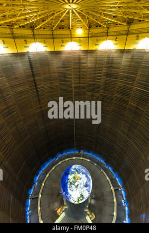 Der Gasometer in Oberhausen, Deutschland, höchste Ausstellungshalle Europas, 117 Meter Höhe, neue Ausstellung, Wunder der Natur, Stockfoto