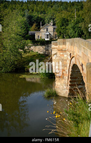 Brücke über den Fluss Derwent, Kirkham, North Yorkshire Stockfoto