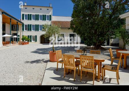 Frankreich, Herault, Marseillan, Haus Noilly Prat, Innenhof Stockfoto