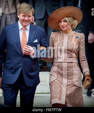 Paris, Frankreich. 10. März 2016. König Willem-Alexander und Maxima der Königin der Niederlande während eines Treffens mit der niederländischen Gesellschaft in Frankreich im Hotel Potocki in Paris, Frankreich, 10. März 2016. Der König und die Königin sind in Frankreich für einen Staatsbesuch 10 und 11. März. Foto: Patrick van Katwijk POINT DE VUE, - Nein-Draht-SERVICE-/ Dpa/Alamy Live News Stockfoto