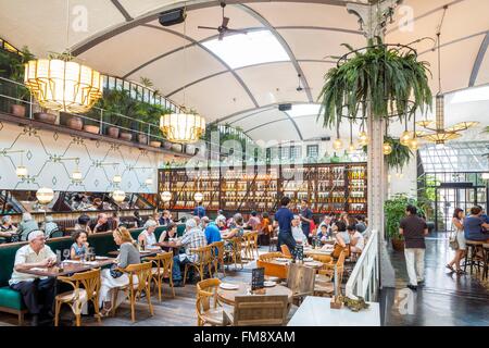 Spanien, Katalonien, Barcelona, Eixample, El Nacional Gruppierung 4 Restaurants und 4 Bars, gourmet Raum (2, 600 m2) im Jahr 2014 eröffnete und 1889 renovierte Gebäude untergebracht, das Restaurant ist spezialisiert auf Tapas Taperia Stockfoto