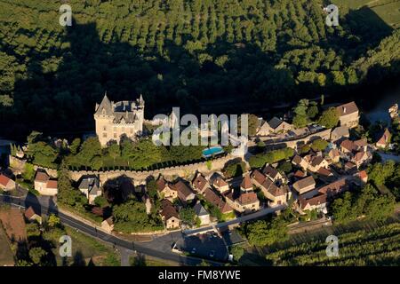 Frankreich, Dordogne, schwarzen Perigord, Dordogne, Vitrac, Montfort Schloss (Luftbild) Stockfoto