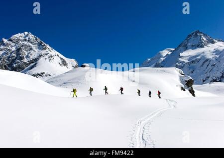 Italien, Piemont, Val Pellice, gegen den Hals in der Manzol Granero Schutzhütte hinauf links des Gipfels Monte Manzol 2933m, rechts Monte Granero 3170m Stockfoto