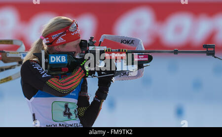 Holmenkollen, Oslo, Norwegen. 11. März 2016. IBU Biathlon Weltmeisterschaften. Franziska Hildebrand von Deutschland konkurriert in der Damen 4 x 6 km Staffelwettkampf während der IBU Biathlon-Meisterschaften in Holmenkollen Oslo, Norwegen. Bildnachweis: Aktion Plus Sport/Alamy Live-Nachrichten Stockfoto