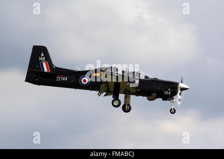 Kurze Trainingsflugzeug Tucano T1 ZF144 Royal Air Force. Stockfoto