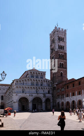 Die Kathedrale von St. Martin ist der Sitz des Erzbischofs von Lucca und die wichtigsten Wahrzeichen in Lucca, Italien Stockfoto