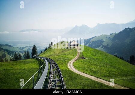 Schweiz, Kanton Freiburg, Gruyères, Moleson, 2002m, emblematischen Gipfel des La Gruyeres, der Standseilbahn, der Moleson-alp Stockfoto