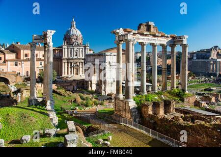 Italien, Latium, Rom, Altstadt Weltkulturerbe der UNESCO, das Forum Romanum und der Bogen des Septimius Severus Stockfoto