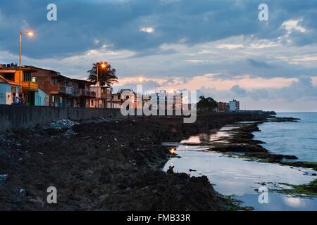 Kuba, Guantanamo, Baracoa, Meer bei Sonnenuntergang Stockfoto