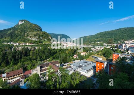 Frankreich, Jura, Saint-Claude im Herzen des Naturparks Haut Jura, Louis Jaillon Krankenhaus und Grand Pont in die Stockfoto