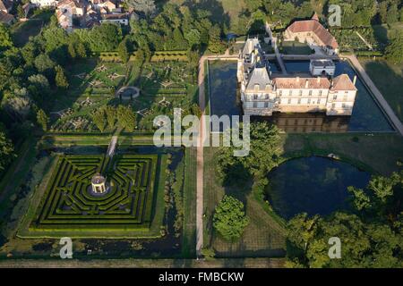 Frankreich, Saone et Loire, Cormatin, die Burg (Luftbild) Stockfoto