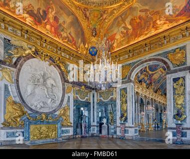 Frankreich, Yvelines, Schloss von Versailles, den Krieg-Raum und die Hall of Mirrors auf der rechten Seite Stockfoto