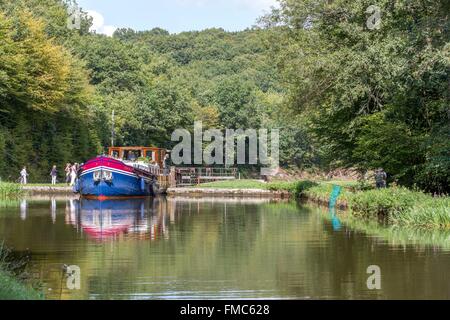 Frankreich, Nièvre, der Canal du Nivernais, sperrt der La Colancelle, Echelle Sardy Stockfoto