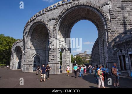 Frankreich, Hautes Pyrenäen, Lourdes, Heiligtum der Muttergottes von Lourdes Stockfoto