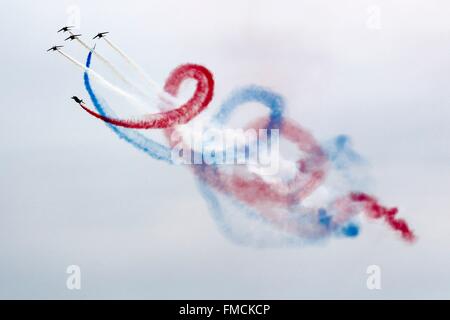 Frankreich, Morbihan, Lorient, Demonstration von der Patrouille Acrobatique de France (Französisch akrobatische Patrol) Stockfoto