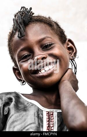 Senegal, Sahel, Ferlo Region, Widou Thiengoly, Portrait Mädchen Stockfoto