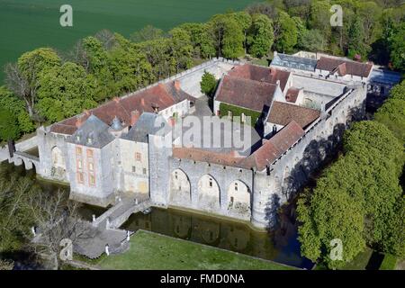 Frankreich, Essonne, Bouville, die Burg Farcheville (Luftbild) Stockfoto