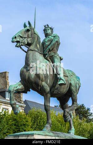 Frankreich, Côtes d ' Armor, Dinan, Altstadt, Bertrand du Guesclin Reiterstatue Stockfoto