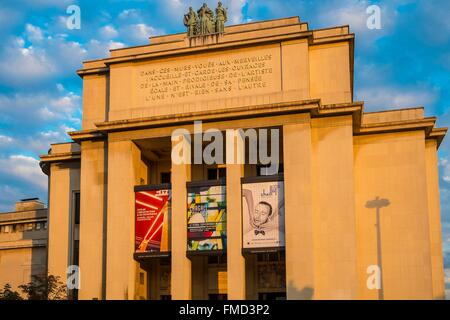 Frankreich, Paris, Passy Flügel des Palais Chaillot, wo menschliche Museum untergebracht Stockfoto