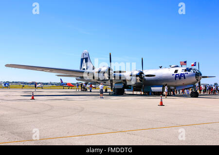 WWII Boeing B29 Superfortress Bomber Flugzeug "FiFi" Flughafen Sarasota SRQ in Florida Stockfoto