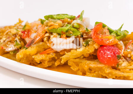 Thailändische Küche (Yum Sam Grob): Knusprige Fisch Maw in würziger Salat Stockfoto