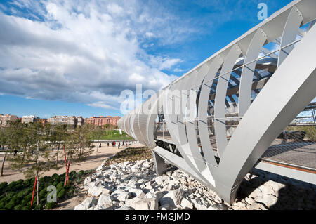 Arganzuela Brücke in Madrid Rio Park, Madrid, Spanien Stockfoto