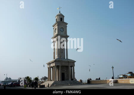 Herne Bay Küstenstadt mit dem Uhrturm in East Kent uk März 2016 Stockfoto