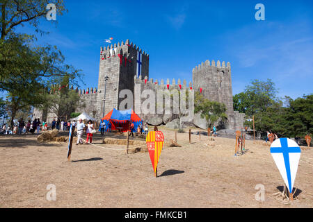 GUIMARAES, PORTUGAL - 15.September: Mittelalterliche Messen in FEIRA AFONSINA, am 15. September 2013 in Guimaraes, Portugal Stockfoto