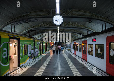 Plaça d ' Espanya Bahnhof in Barcelona, Spanien Stockfoto