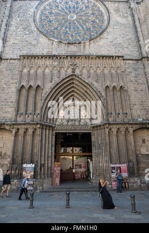 Santa Maria del Pi - Santa Maria di Pine Tree 14. Jahrhundert gotische Kirche im gotischen Viertel, Barcelona, Spanien Stockfoto