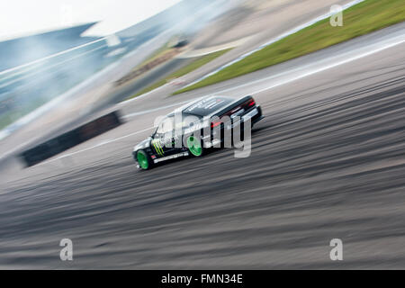 Corby, Großbritannien. 12. März 2016. Drift Auto während Drift Matsuri Veranstaltung auf dem Rockingham Motor Speedway am 12. März 2016 in Corby, Northamptonshire, Großbritannien Credit: Gergo Toth/Alamy Live News Stockfoto