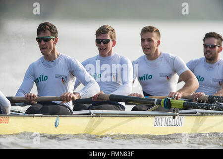 VEREINIGTES KÖNIGREICH. 12. März 2016. Boat Race Finale Befestigungen vor der Regatta. Cambridge University Boat Club V Deutsch unter 23 s. CUBC:, B) Felix Newman, 2) Ali Abbasi, 3) Charles Fisher, 4) Clemens Auersperg, 5) Luke Juckett, 6) Henry Hoffstot, 7) Ben Rubel, S) Lance Tredell, C) Ian Middleton. Bildnachweis: Duncan Grove/Alamy Live-Nachrichten Stockfoto