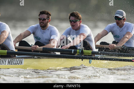 VEREINIGTES KÖNIGREICH. 12. März 2016. Boat Race Finale Befestigungen vor der Regatta. Cambridge University Boat Club V Deutsch unter 23 s. CUBC:, B) Felix Newman, 2) Ali Abbasi, 3) Charles Fisher, 4) Clemens Auersperg, 5) Luke Juckett, 6) Henry Hoffstot, 7) Ben Rubel, S) Lance Tredell, C) Ian Middleton. Bildnachweis: Duncan Grove/Alamy Live-Nachrichten Stockfoto