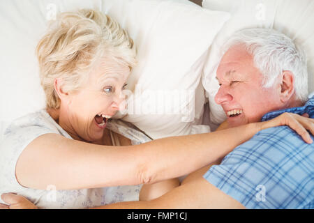 Ansicht von oben fröhliche Paare genießen. Stockfoto