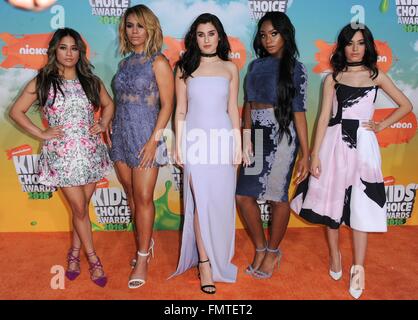 Inglewood, CA. 12. März 2016. Brooke, Dinah-Jane Hansen, Lauren Jauregui, Normani Kordei, Camila Cabello im Ankunftsbereich für Nickelodeon Kids' Choice Awards 2016 - Ankunft 1, The Forum, Inglewood, CA 12. März 2016 zu verbünden. Bildnachweis: Elizabeth Goodenough/Everett Collection/Alamy Live-Nachrichten Stockfoto