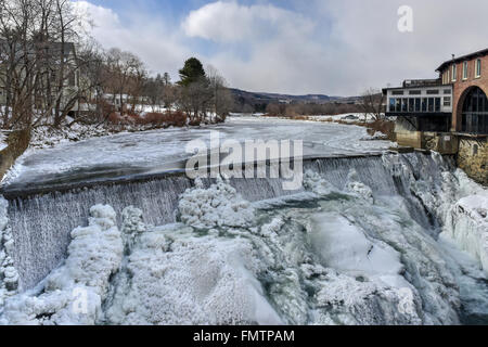 Quechee Flusspark Vermont während des Winters. Stockfoto