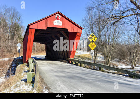 Cooley überdachte Brücke in Pittsford, Vermont Stockfoto