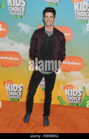 12. März 2016 - Inglewood, CA, Vereinigte Staaten von Amerika - Grant Gustin. 2016 statt Nickelodeon Kids' Choice Awards im Forum. Bildnachweis: Byron Purvis/AdMedia (Kredit-Bild: © Byron Purvis/AdMedia über ZUMA Draht) Stockfoto